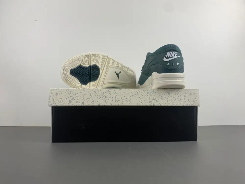 Air Jordan 4 RM Oxidized Green 