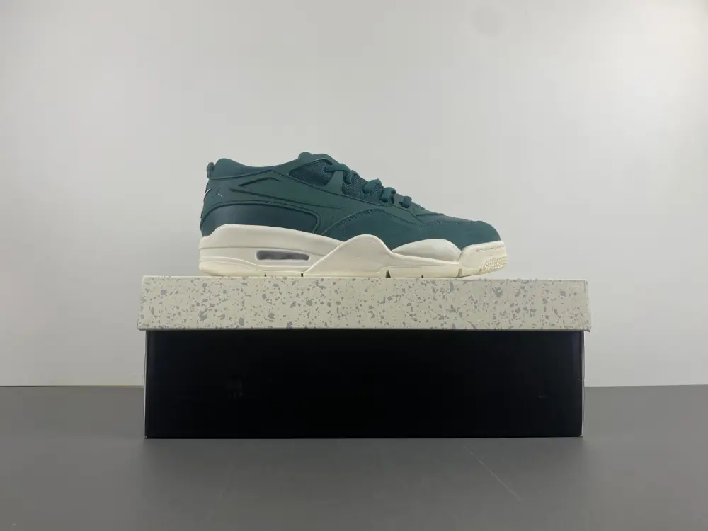 Air Jordan 4 RM Oxidized Green 