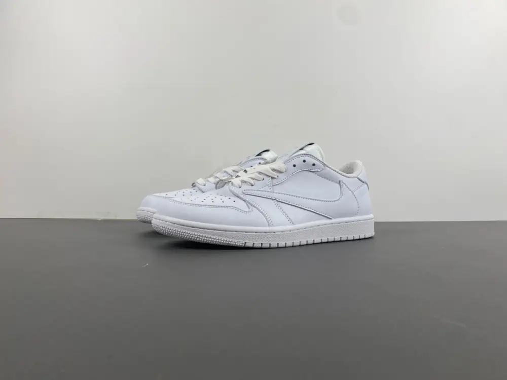 Travis Scott x Air Jordan 1 low 