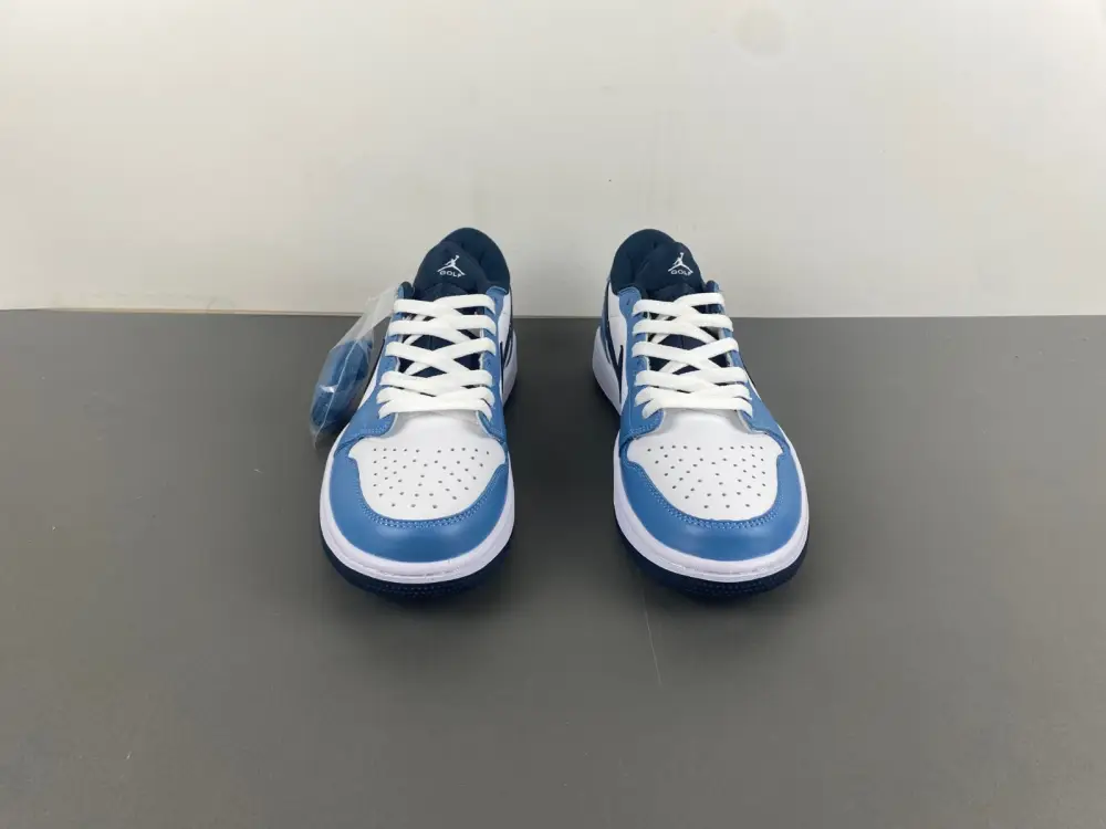 Air Jordan 1 Low 