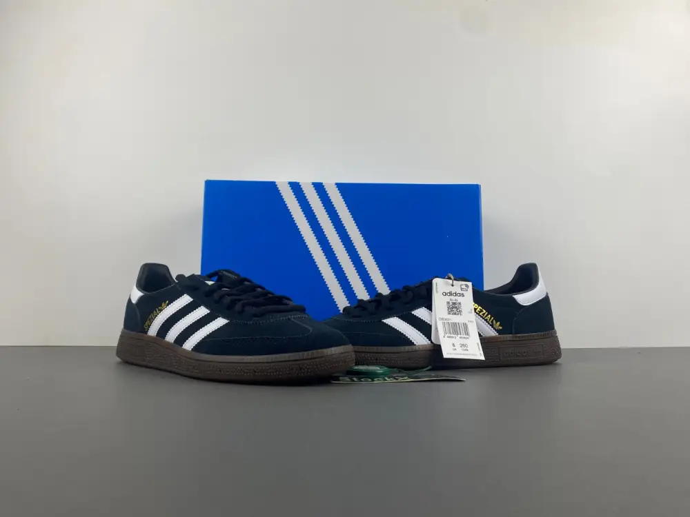（Adidas） Handball Spezil 