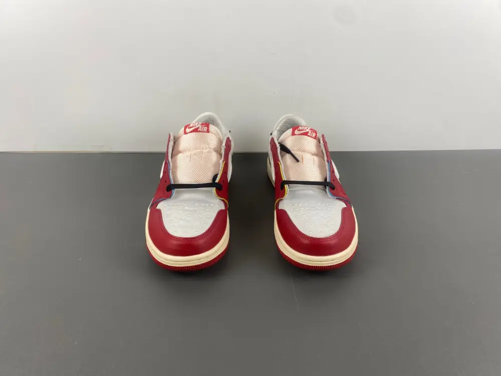 Air Jordan 1 Retro Low OG Trophy Room Rookie Card Home 