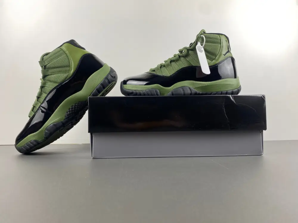 Air Jordan 11 