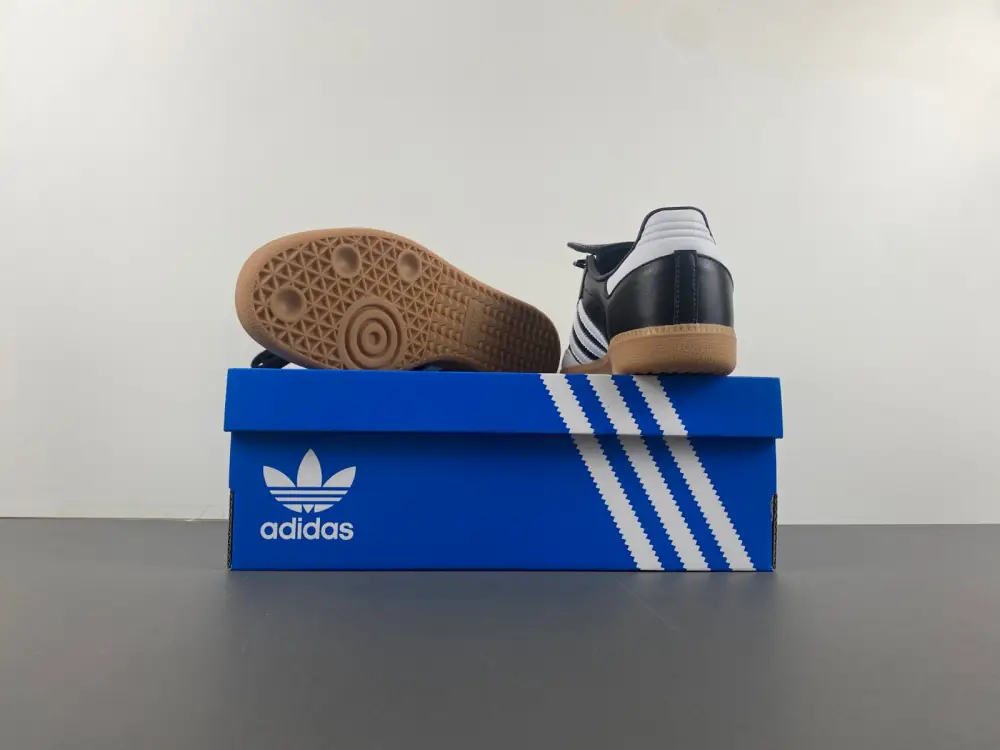adidas Samba LT 