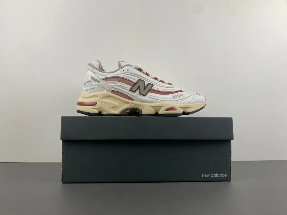New Balance 1000 