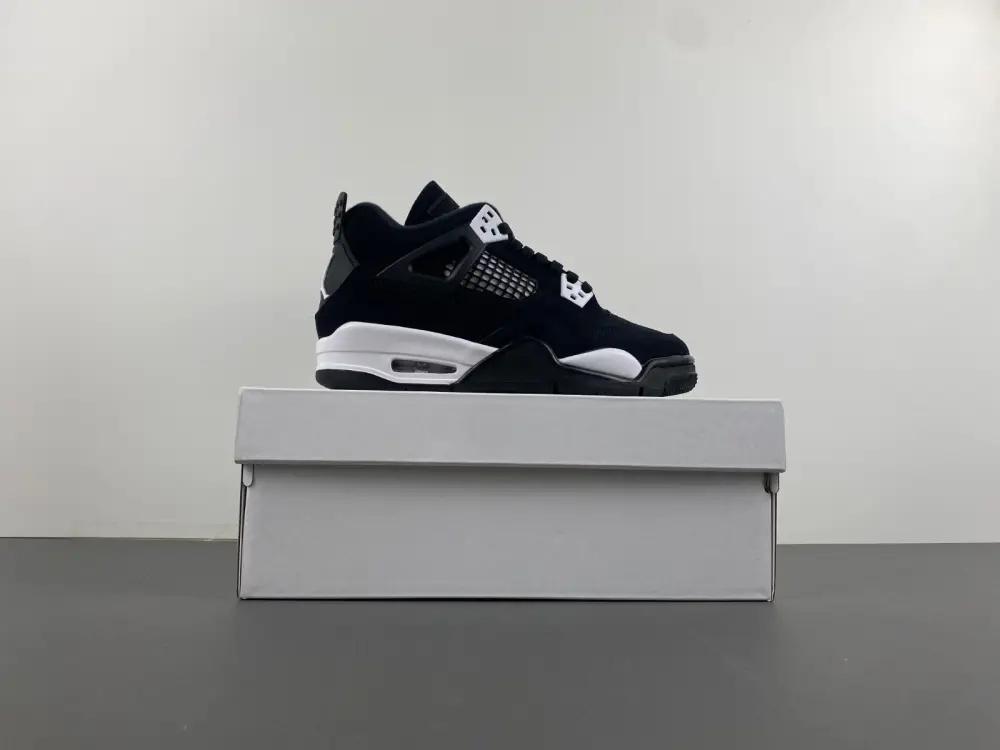 Air Jordan 4 Retro White Thunder (GS) 