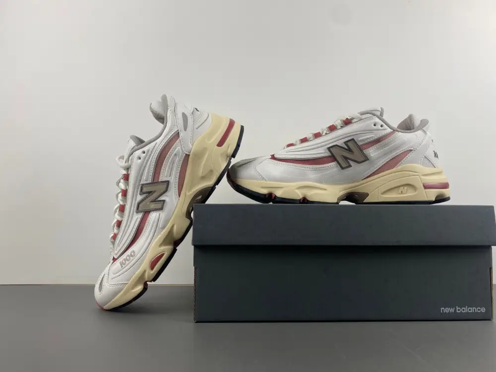 New Balance 1000 