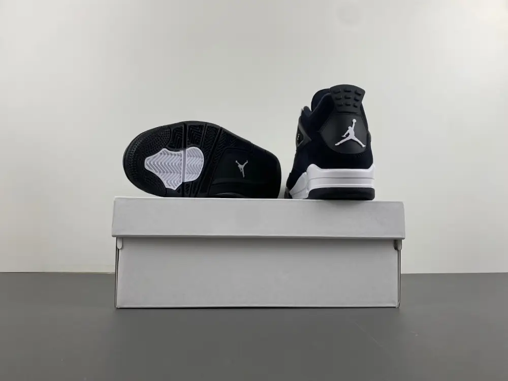 Air Jordan 4 Retro White Thunder (GS) 