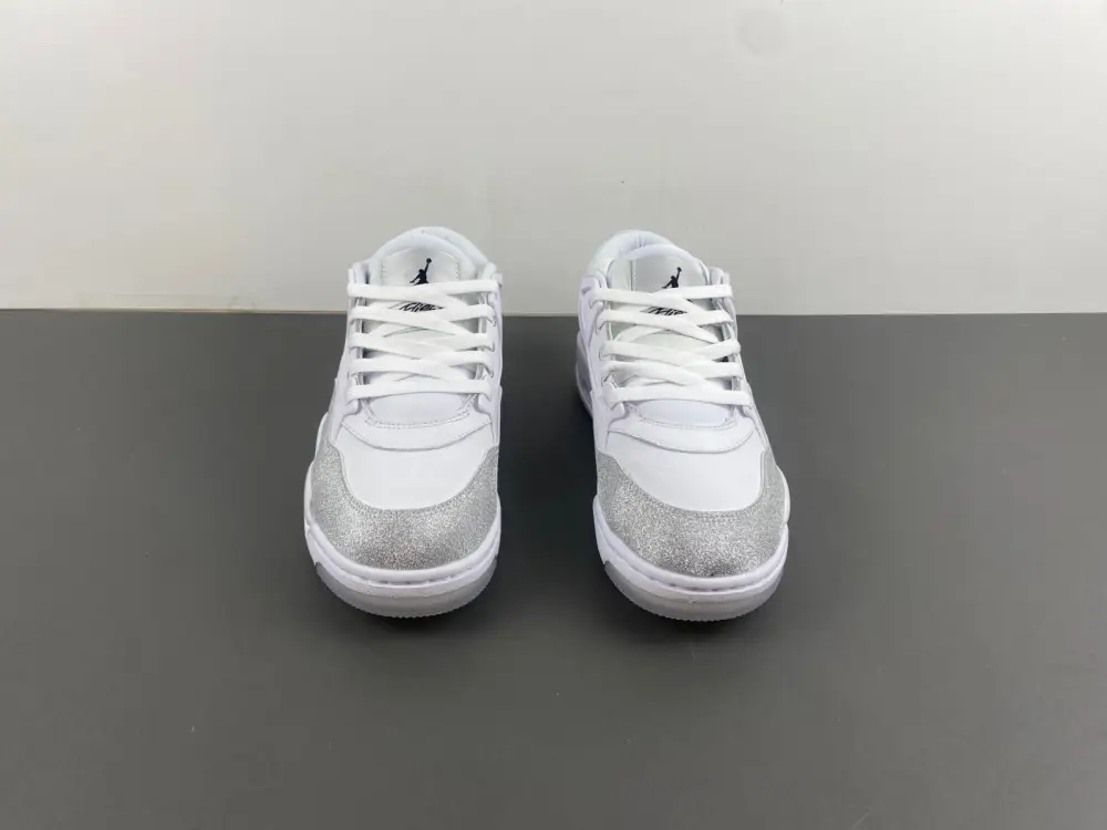 Air Jordan 4 RM 
