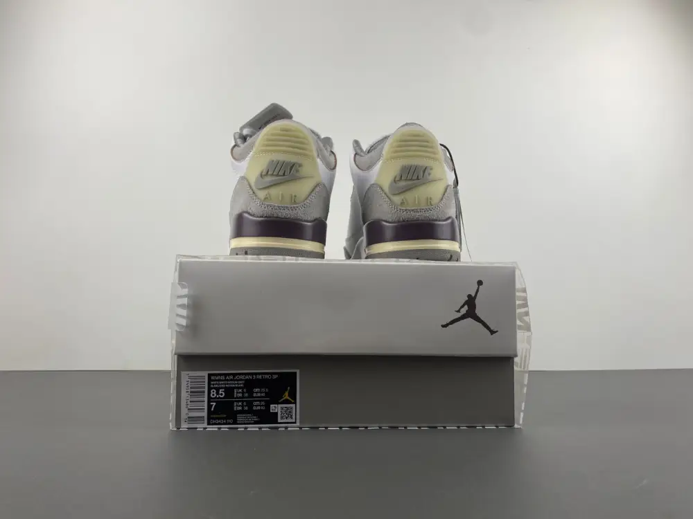 Air Jordan 3 x A Ma Maniere 