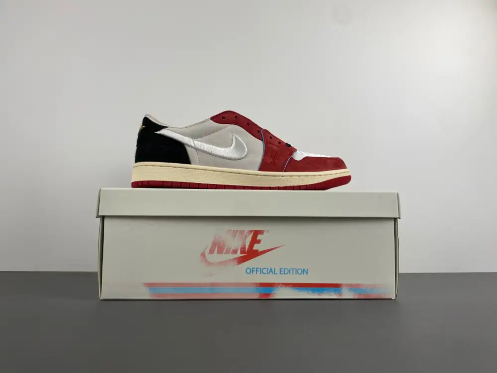 Trophy Room x Air Jordan 1 Low OG 