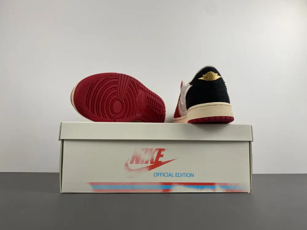 Trophy Room x Air Jordan 1 Low OG 