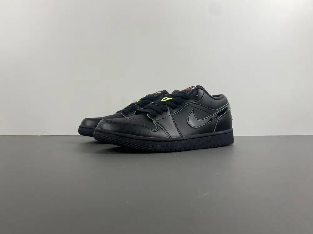 Air Jordan 1 Low 