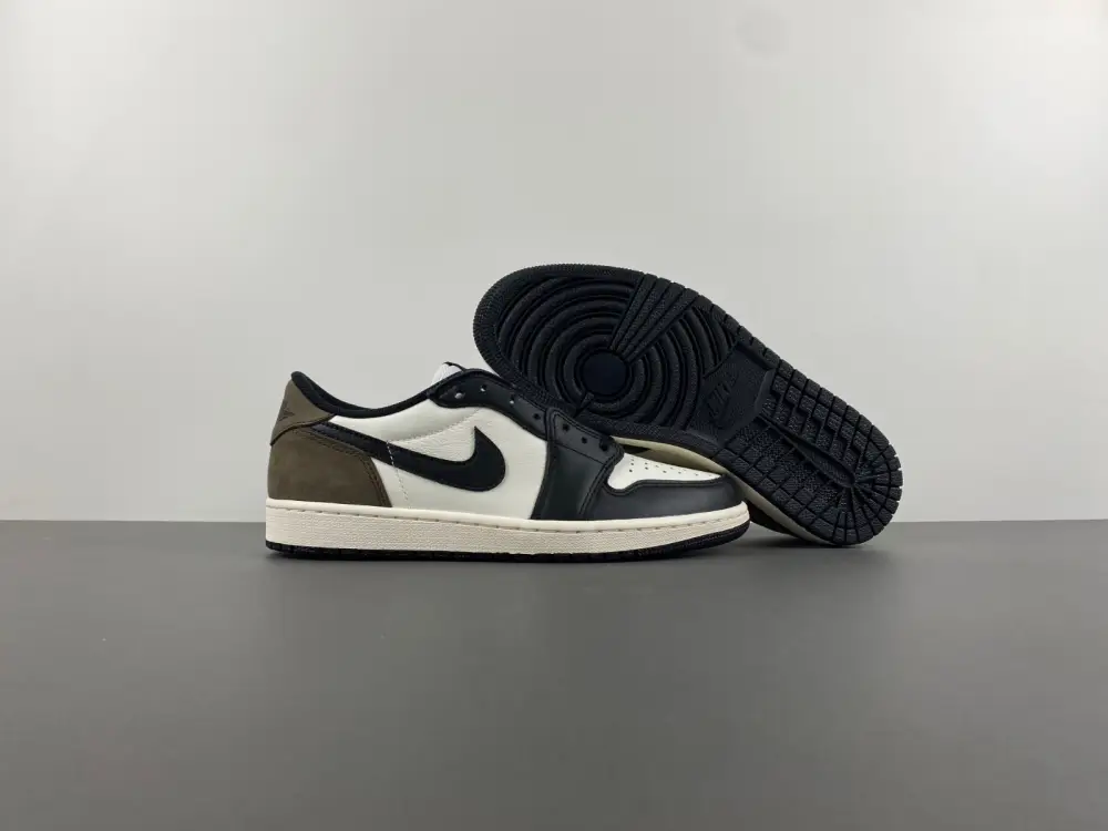Air Jordan 1 Low OG 