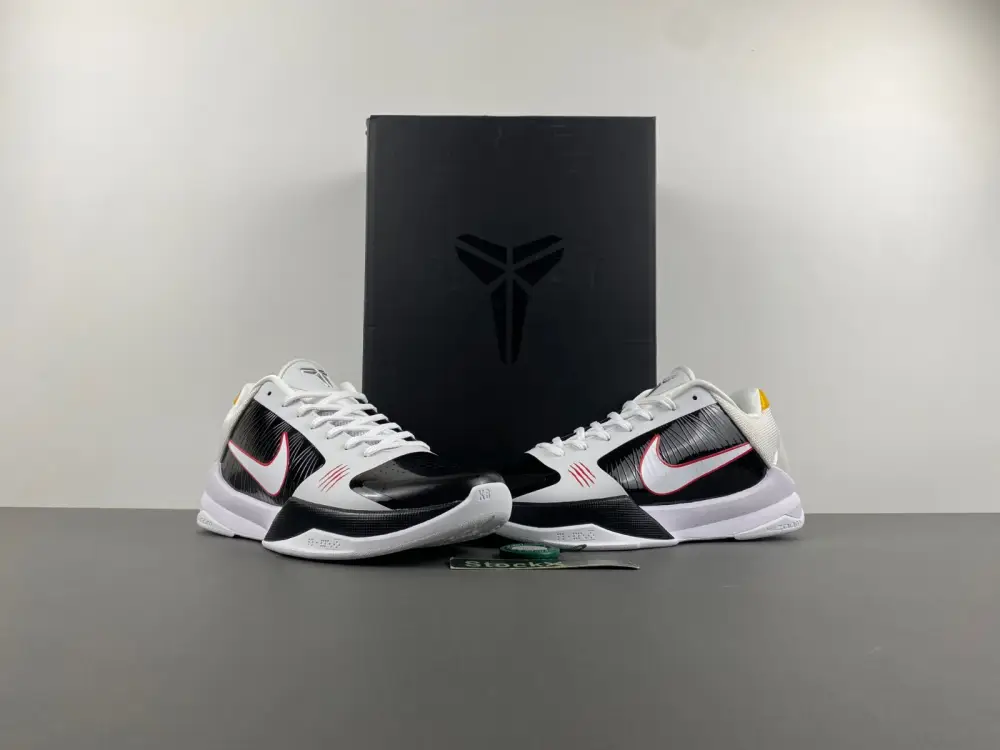 Nike Zoom Kobe 5 Protro Alternate Bruce Lee 
