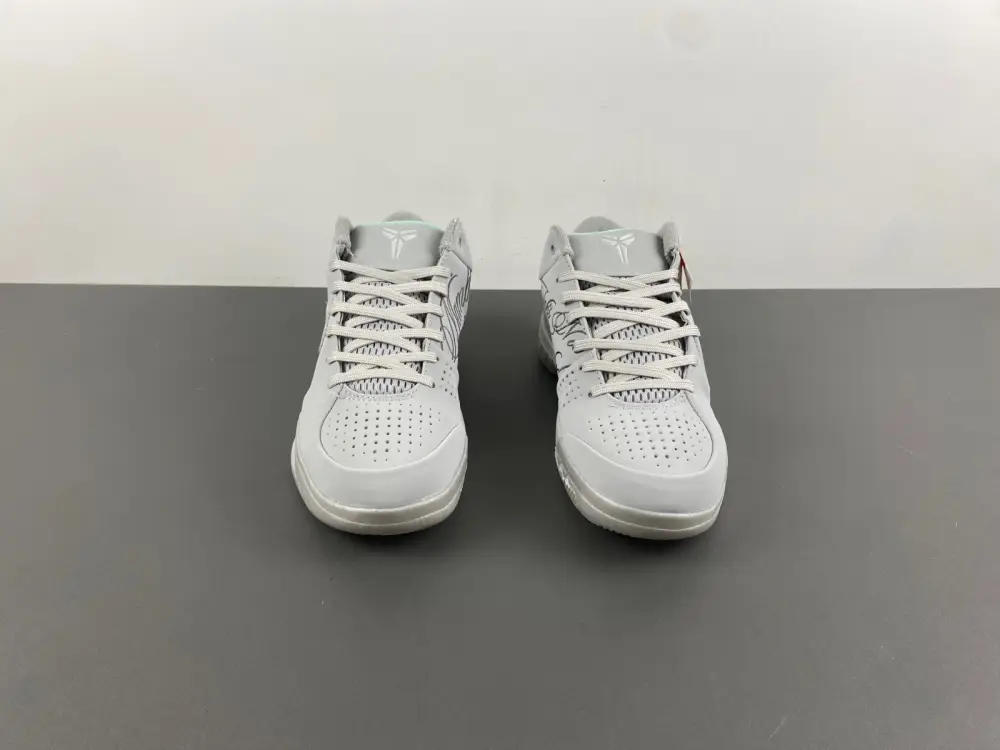 Nike Kobe 4 Protro 