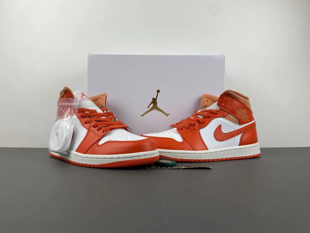 Wmns Jordan 1 Mid 'Cosmic Clay 