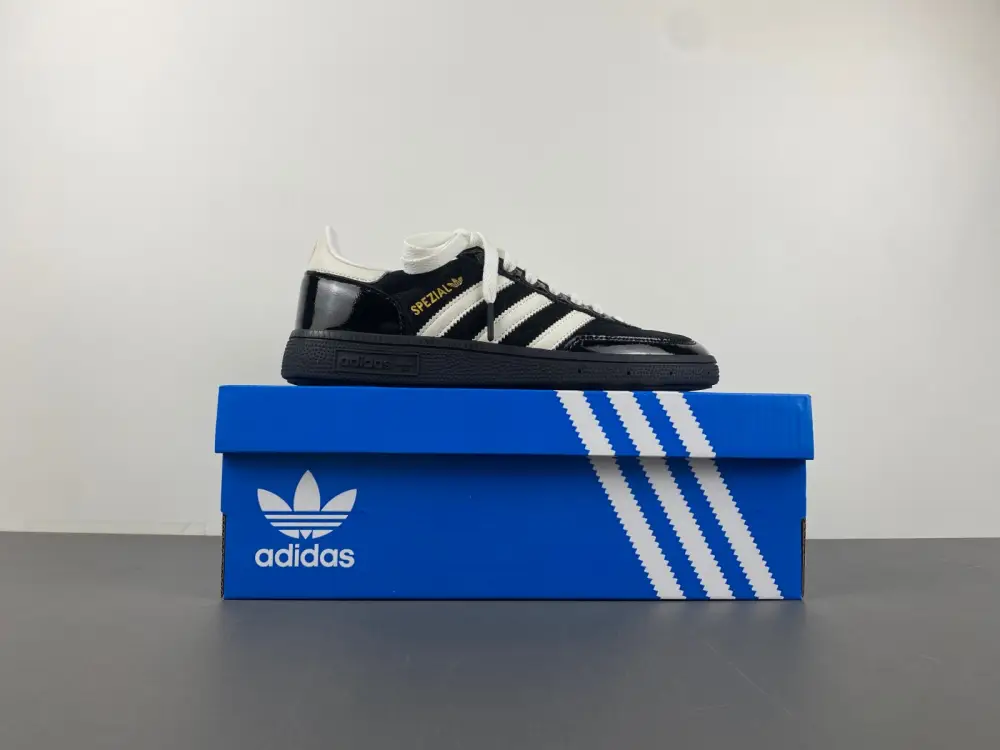 adidas ORIGINALS Gazelle Hikari Shibata 