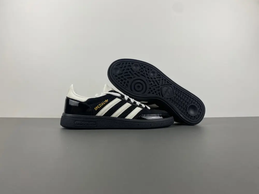 adidas ORIGINALS Gazelle Hikari Shibata 