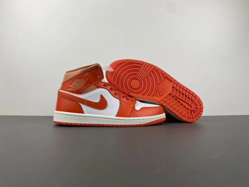 Wmns Jordan 1 Mid 'Cosmic Clay 