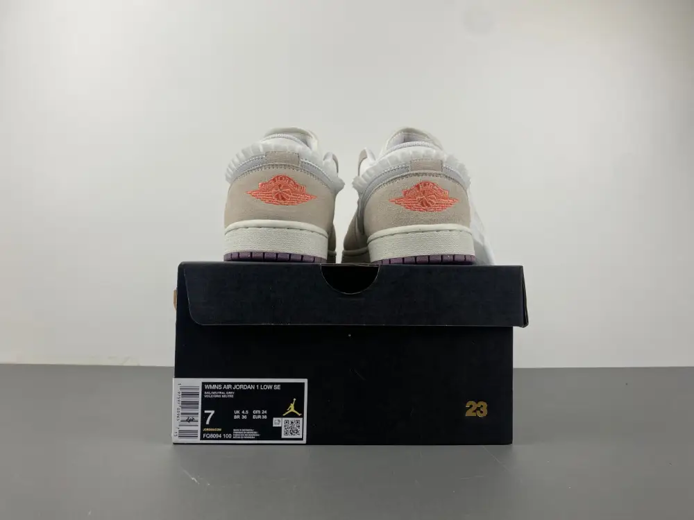 Air Jordan 1 Low 