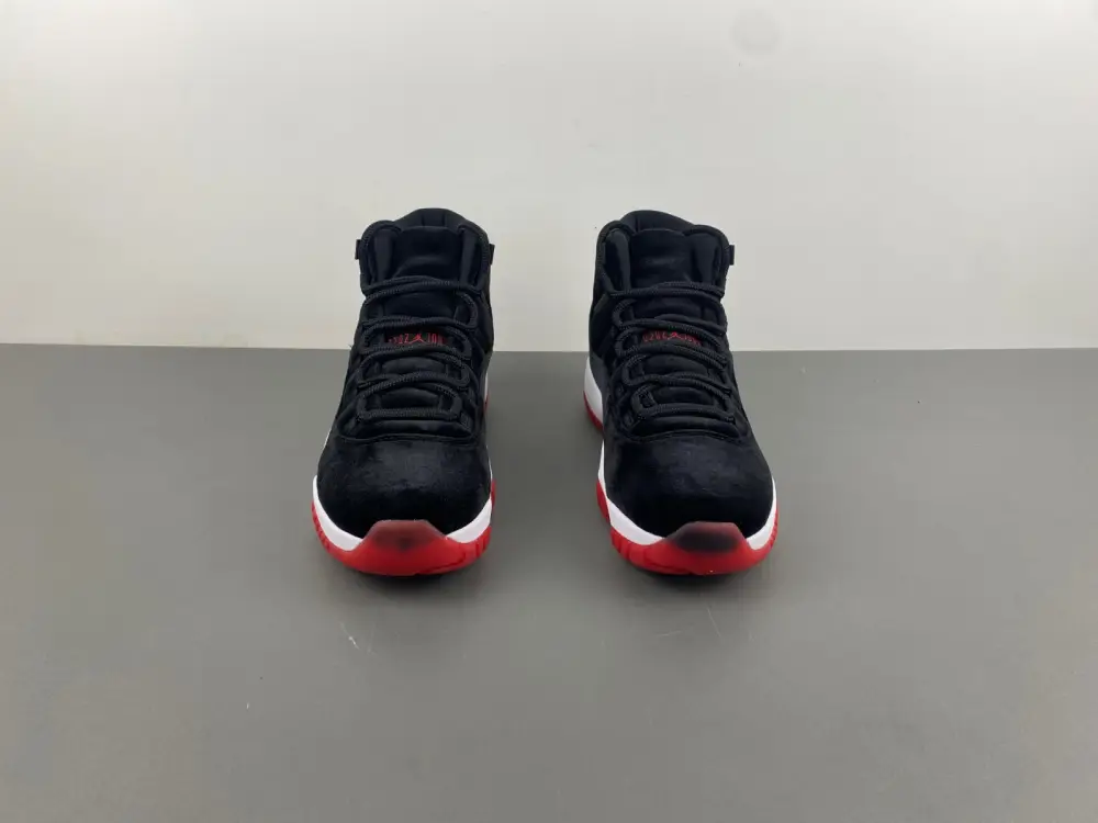Air Jordan 11 WMNS 