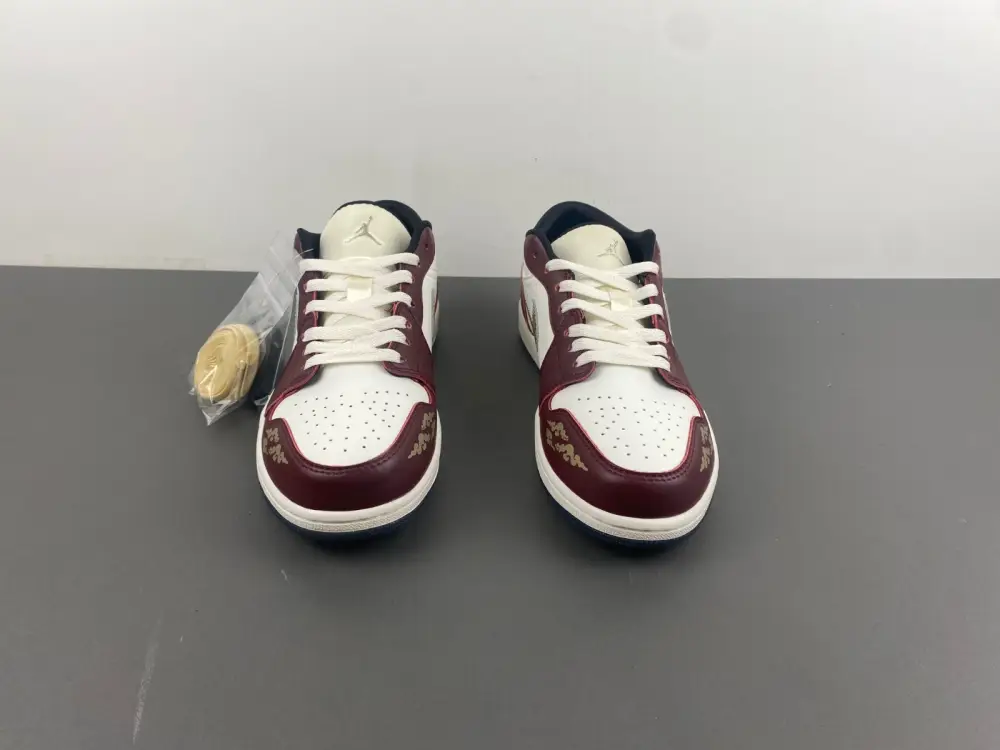 Air Jordan 1 Low SE 