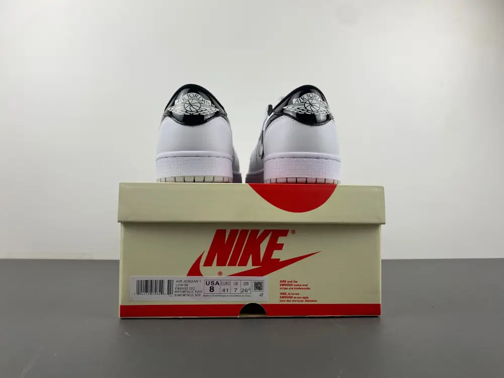 Air Jordan 1 Low 