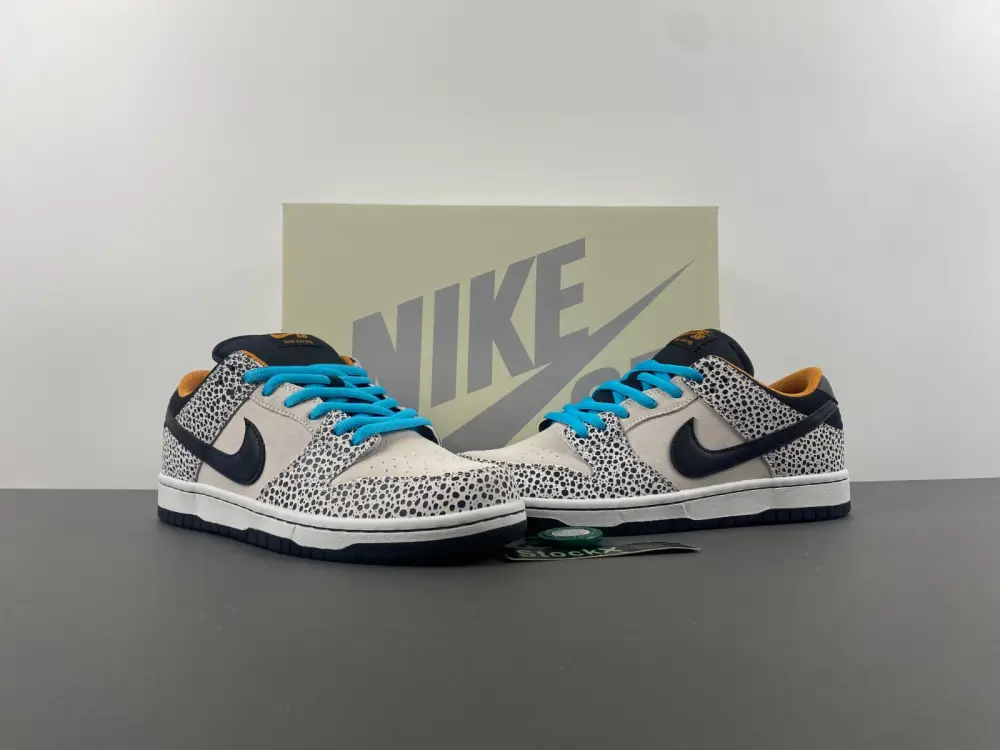 Nike SB Dunk Low Safari 