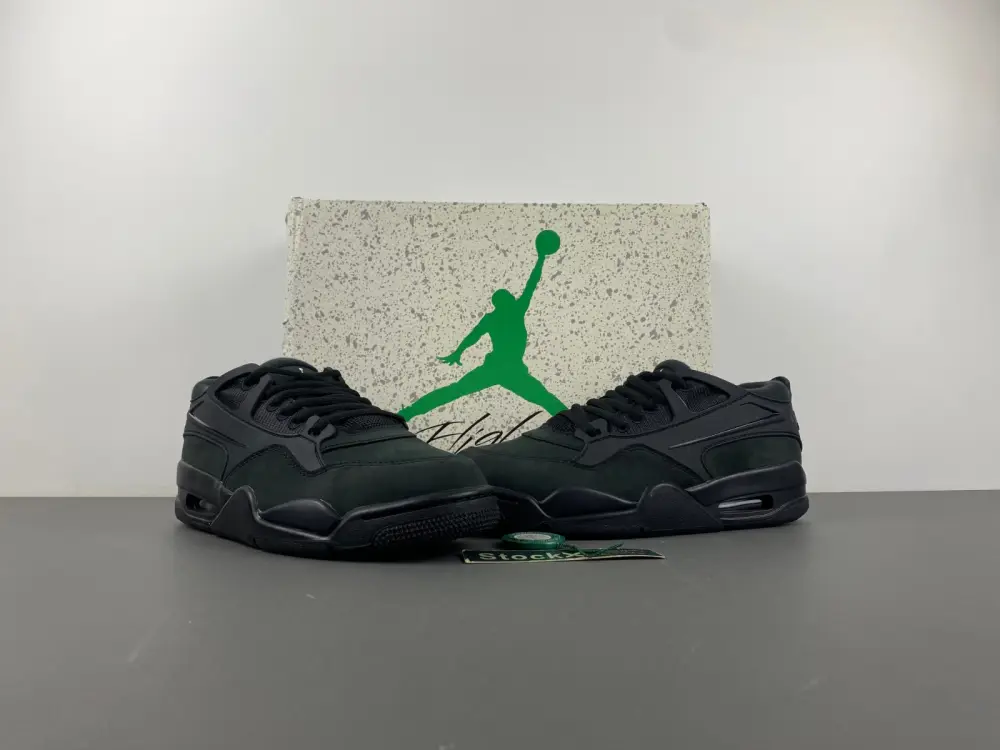 Air Jordan 4 RM 