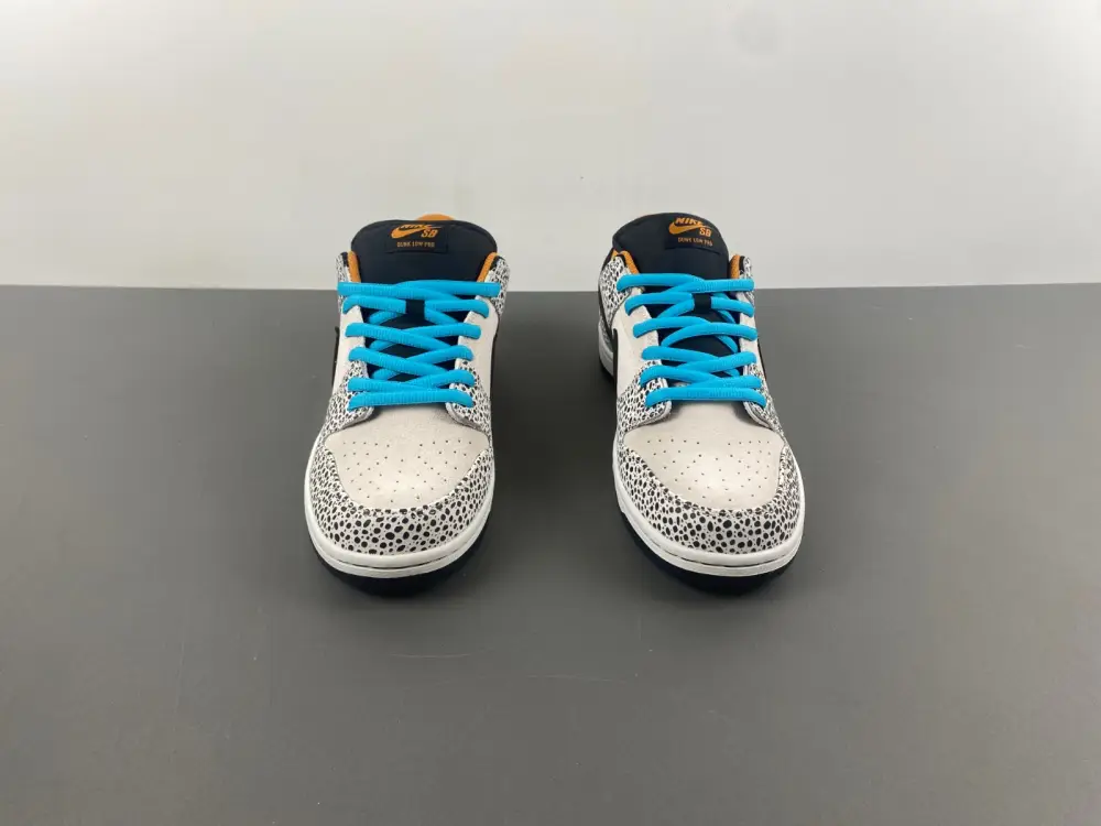 Nike SB Dunk Low Safari 