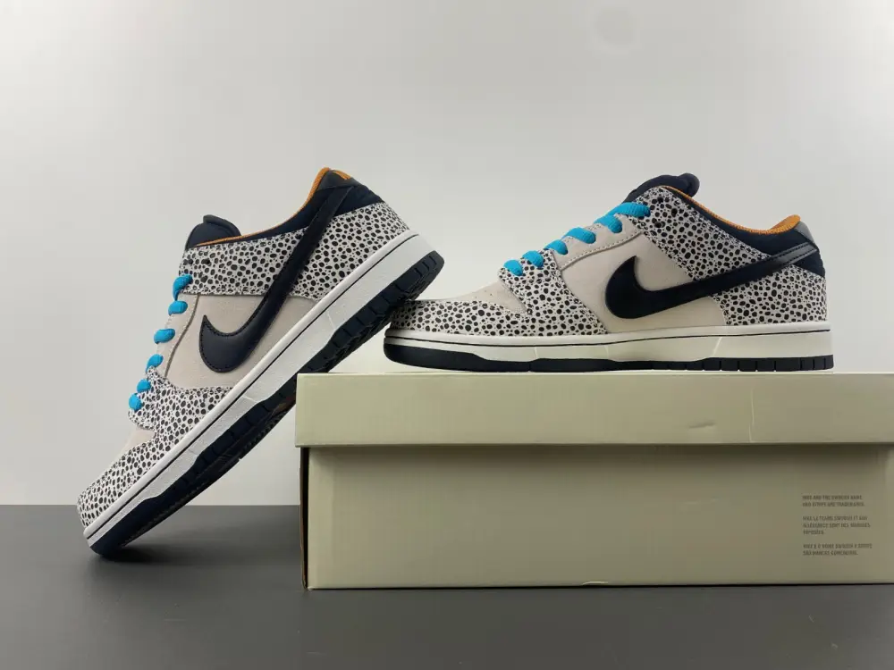Nike SB Dunk Low Safari 