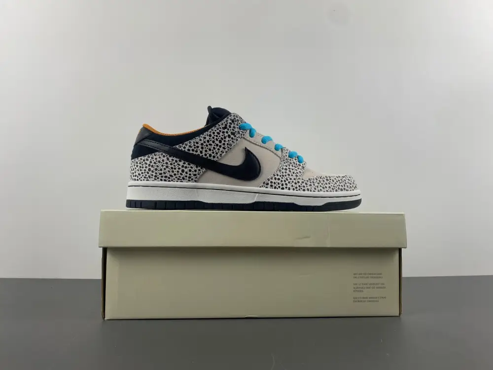 Nike SB Dunk Low Safari 
