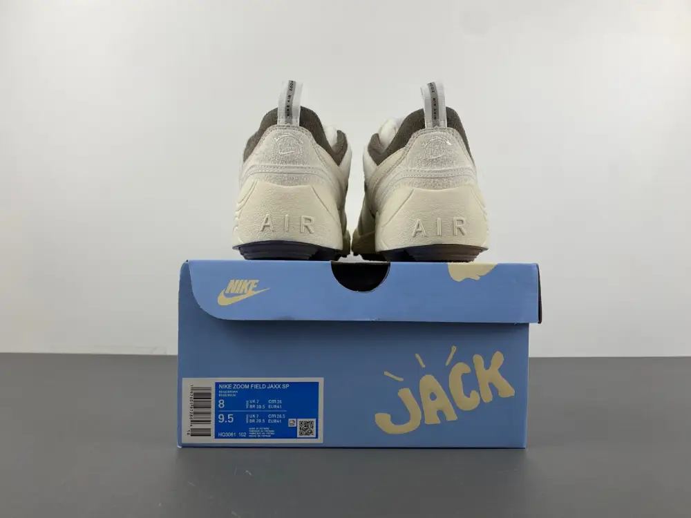 Nike Zoom Field Jaxx SP Travis Scott Sail 