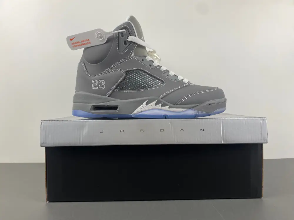 Jordan 5 Retro Wolf Grey 