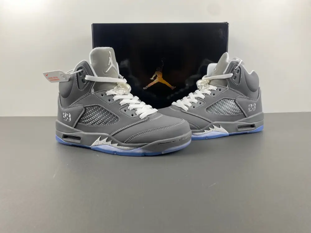 Jordan 5 Retro Wolf Grey  ECEE977