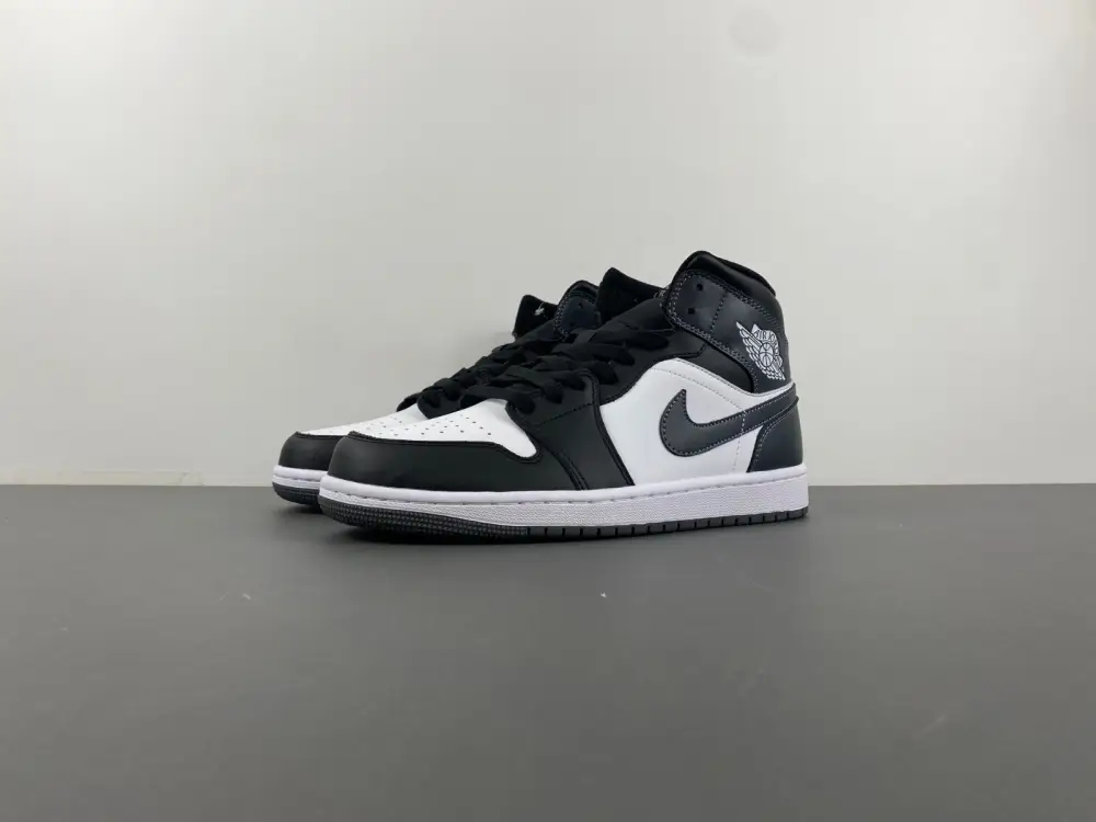 Wmns Jordan 1 Mid 'Cosmic Clay 