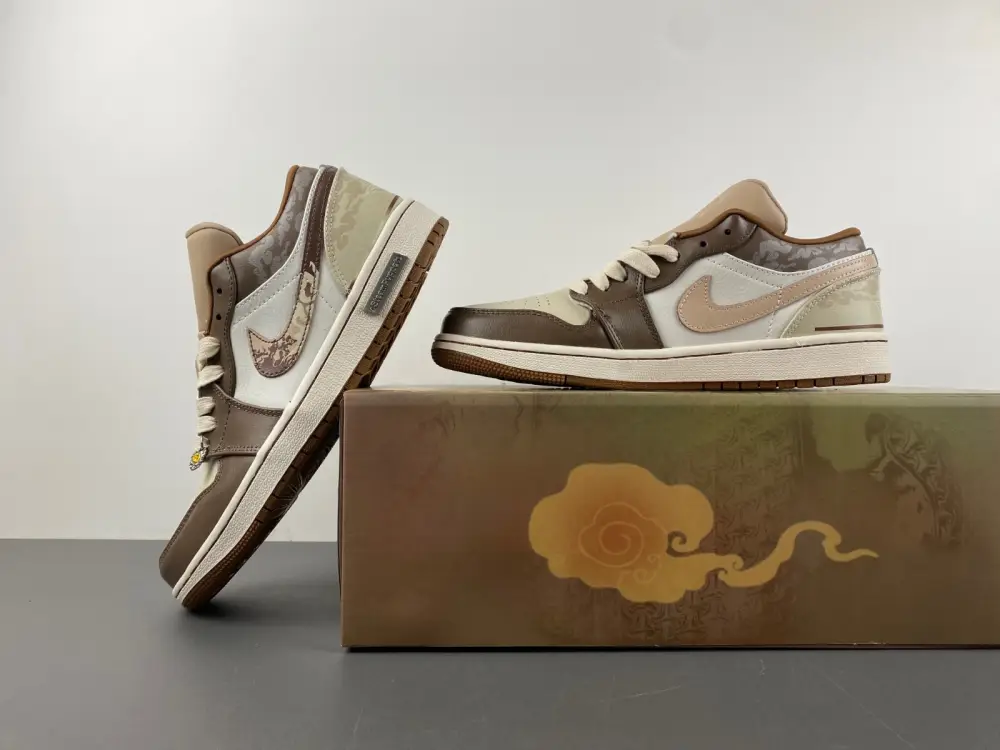 Air Jordan 1 Low 