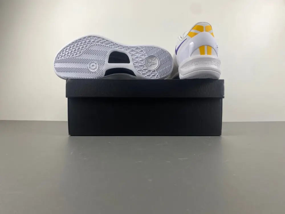 Nike Kobe 8 Protro 