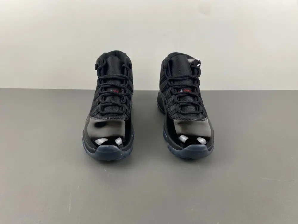 Air Jordan 11 Black, blue, white and red 