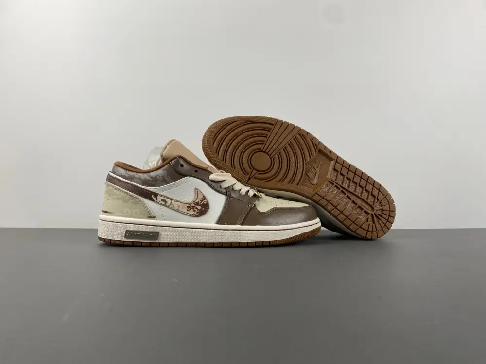 Air Jordan 1 Low 