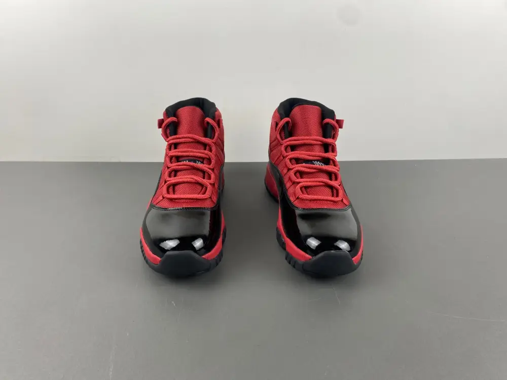Air Jordan 11 red black 