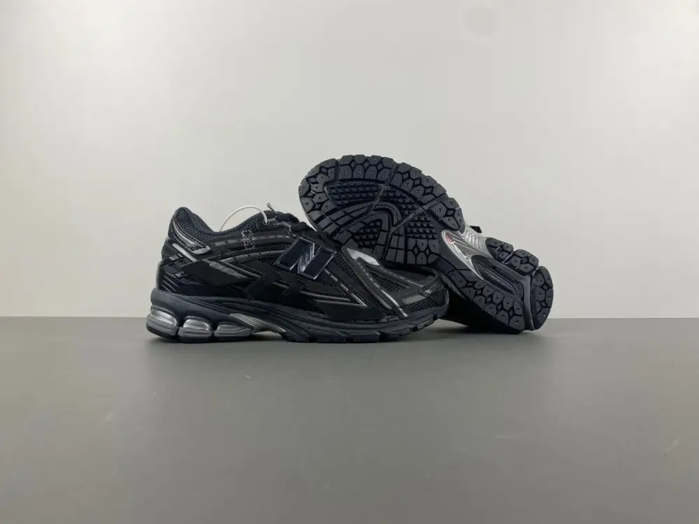 New Balance 1906A Black 