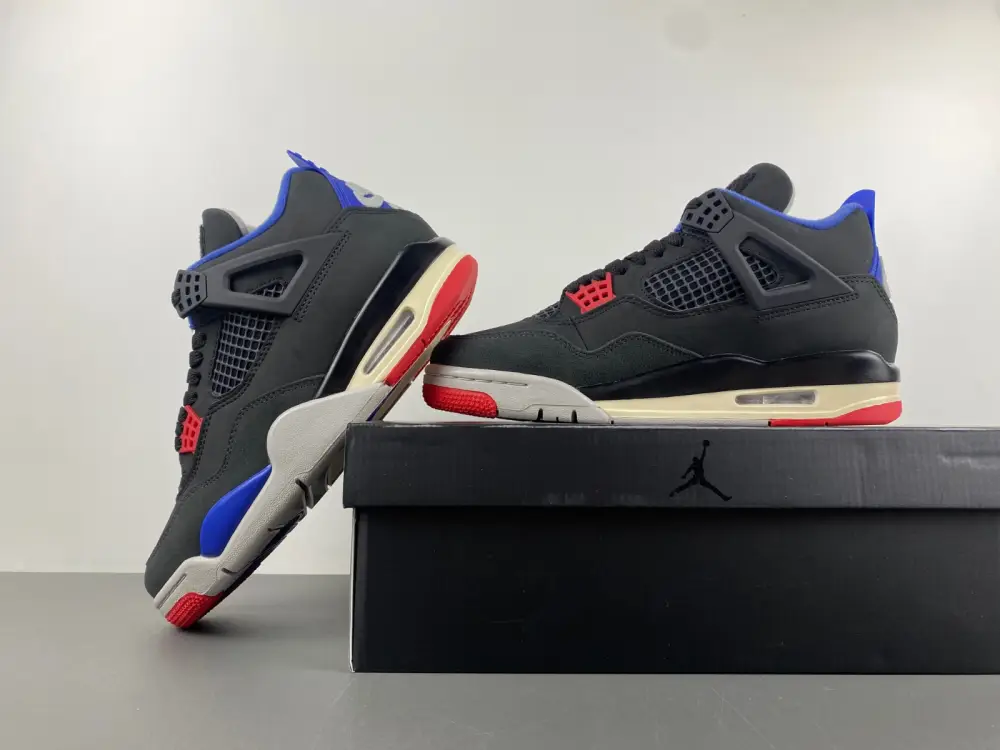 Air Jordan 4 
