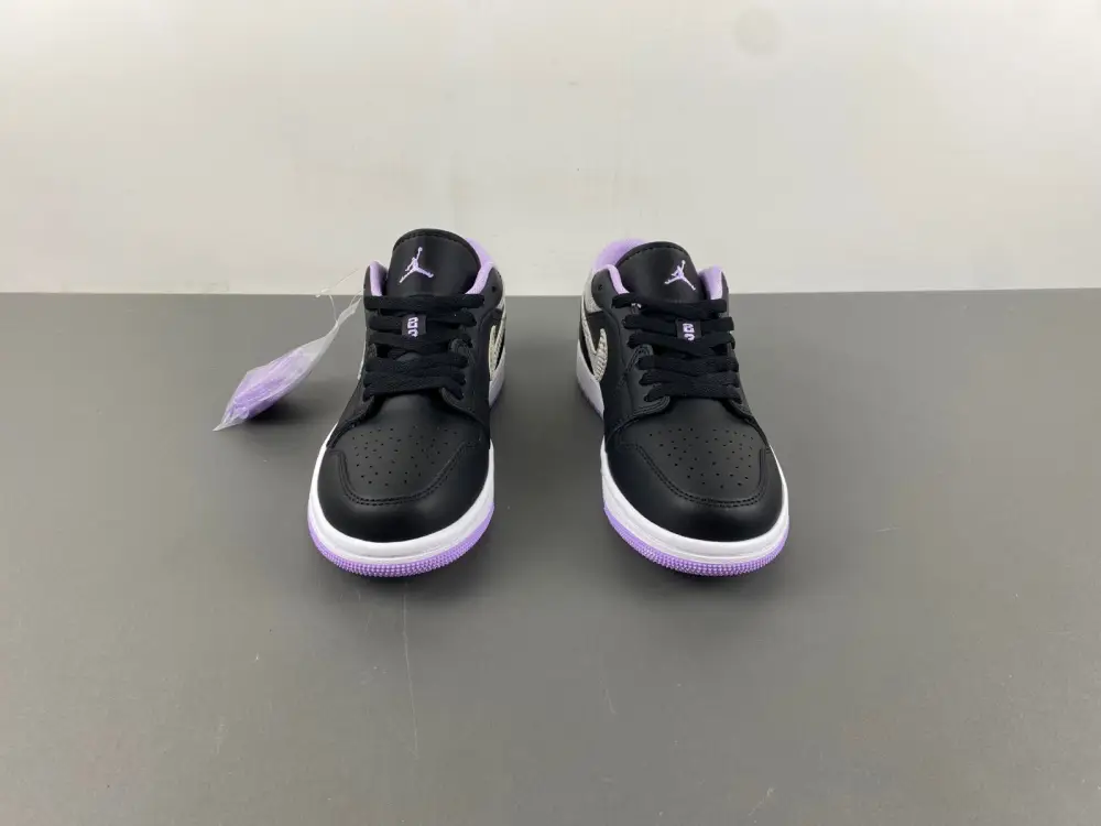 Air Jordan 1 Low Houndstooth 