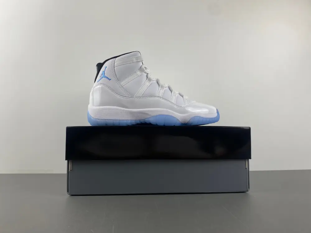 Air Jordan 11 Retro GS 'Columbia   Legend Blue 