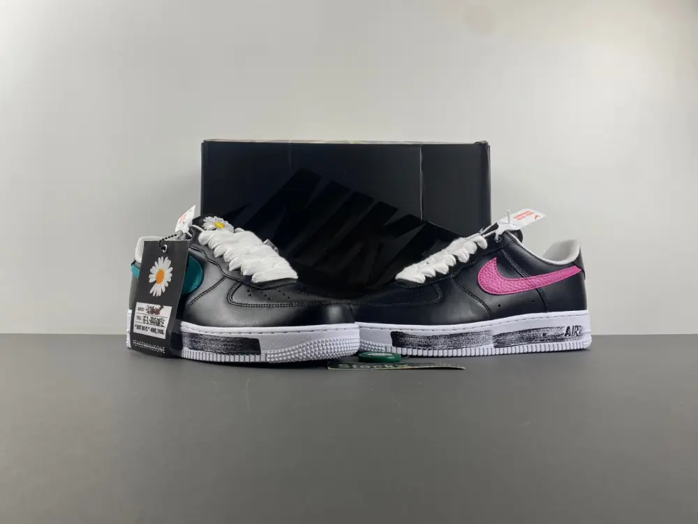 PEACEMINUSONE x Nike Air Force 1 