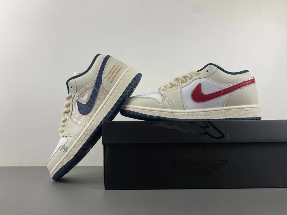 Air Jordan 1 Low 