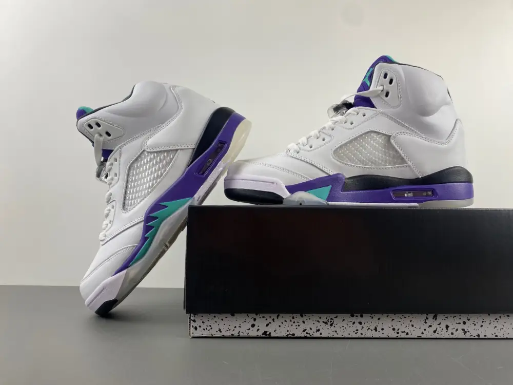 r Jordan 5 Retro 'Grape' 