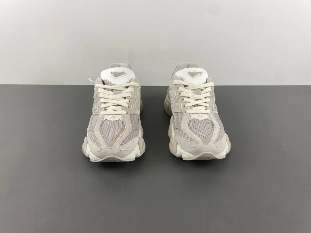 New Balance 9060 Grey Moonbeam 